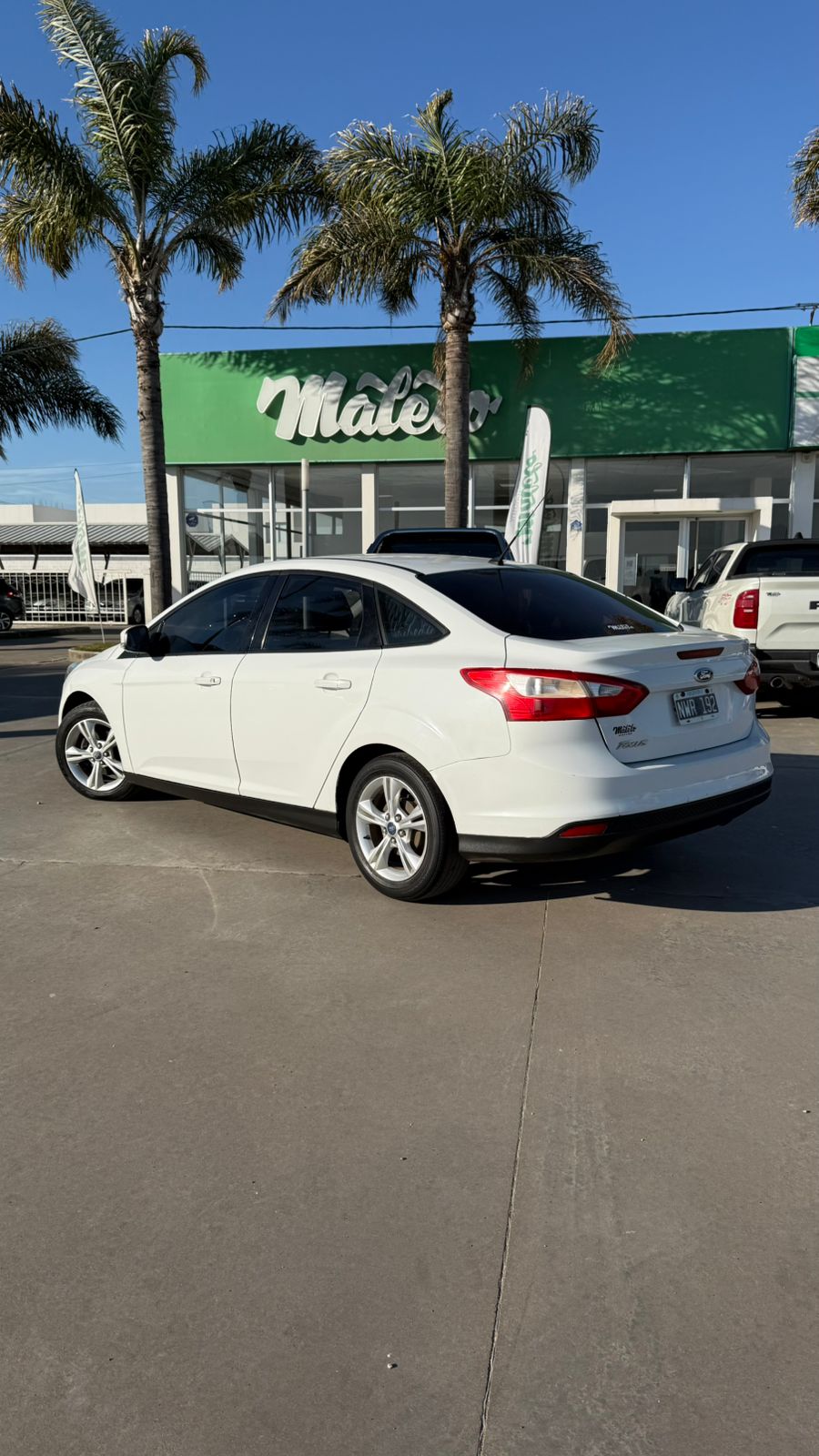 FORD - FOCUS S 1.6  - MANUAL  - 2014